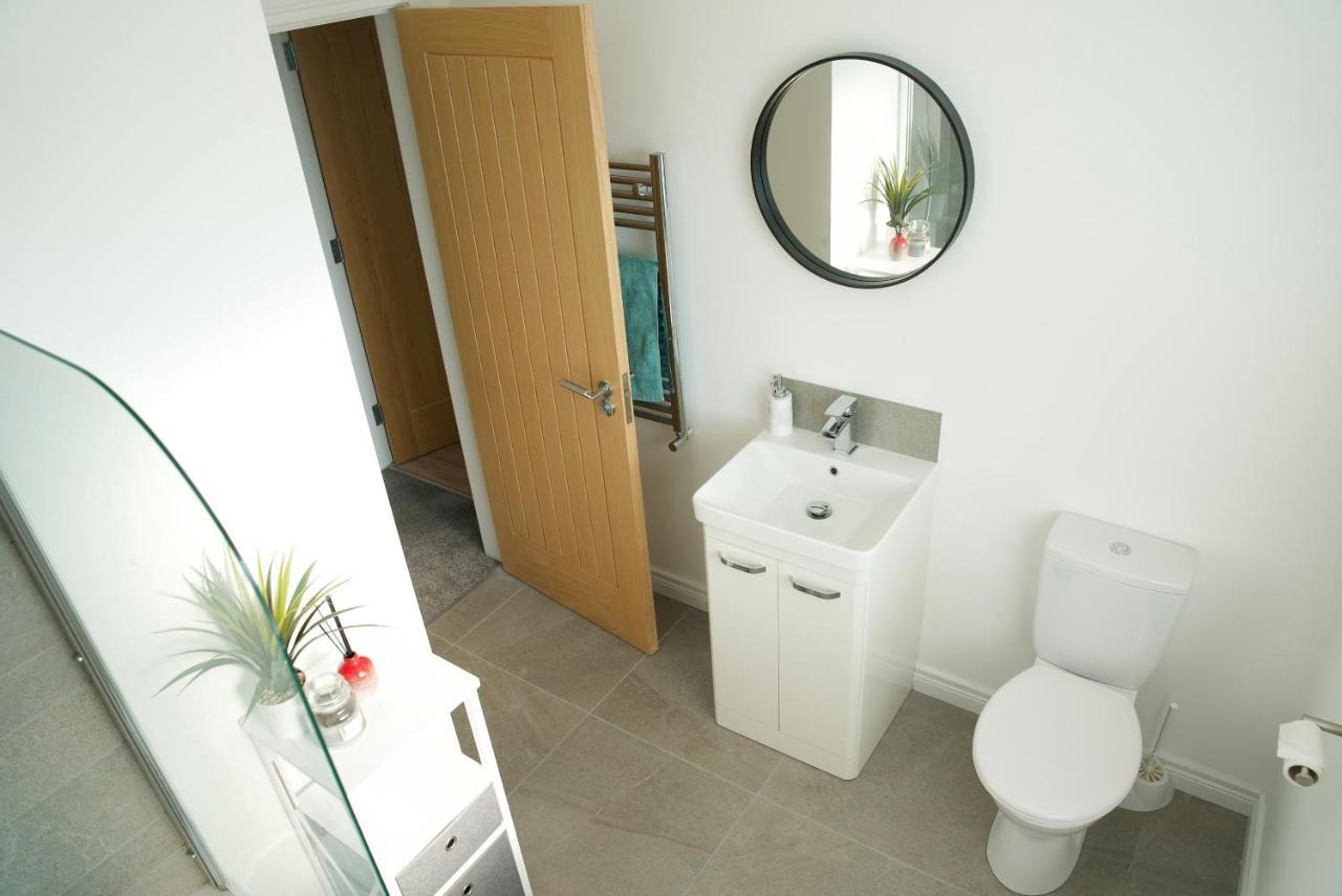 Modern 3 Bedroom Coastal Home Newry Exteriör bild