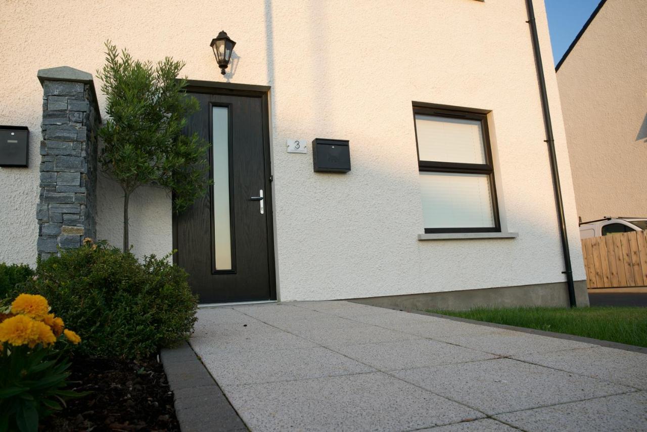 Modern 3 Bedroom Coastal Home Newry Exteriör bild